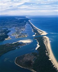Ninety Mile Beach Marine National Park - Attractions