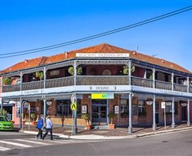 Hamilton NSW St Kilda Accommodation
