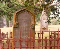 Kooloonbung Creek Nature Reserve and Historic Cemetery - QLD Tourism