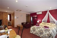 NorthEast Restawhile Bed and Breakfast - Surfers Paradise Gold Coast