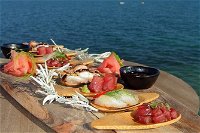 Island Discovery Package - Aquarium Swim  Seafood Tasting Platter - Taree Accommodation