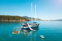 2 night Whitsunday Islands Cruise on Atlantic Clipper from Airlie Beach - Accommodation Mount Tamborine