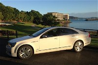Limo from Airlie Beach to Proserpine airport - Maitland Accommodation