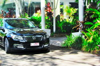 Trinity or Kewarra Breach to Cairns Airport Private Transfer - QLD Tourism