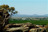 Hermit's Cave and Lookout - Kingaroy Accommodation