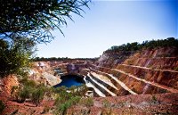 Peak Hill Open Gold Mine - QLD Tourism