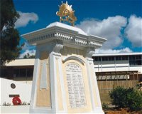 Beenleigh War Memorial - Accommodation in Brisbane