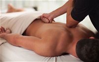 Big Thumb Massage - Accommodation in Bendigo
