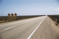Eyre Highway - Accommodation Cooktown