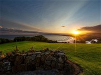 Sir Charles Kingsford Smith Memorial and Lookout - Accommodation Search