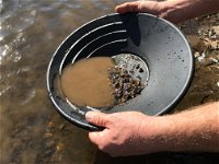 Tuena Panning for Gold - Attractions Melbourne