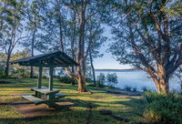 Queens Lake picnic area