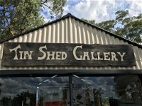 Tin Shed Gallery - Perisher Accommodation