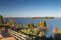 Yanga Lake Viewing Deck - Attractions Melbourne