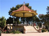 Gladstone Square - Tourism Canberra