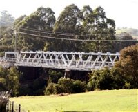 Victoria Bridge over Stonequarry Creek - Tourism Canberra