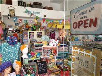 Alie Jane Travel Accessories and Designs - Accommodation Nelson Bay