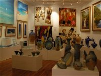 Articles Fine Art Gallery - Accommodation Hamilton Island