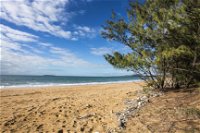 Salonika Beach - Accommodation Gold Coast