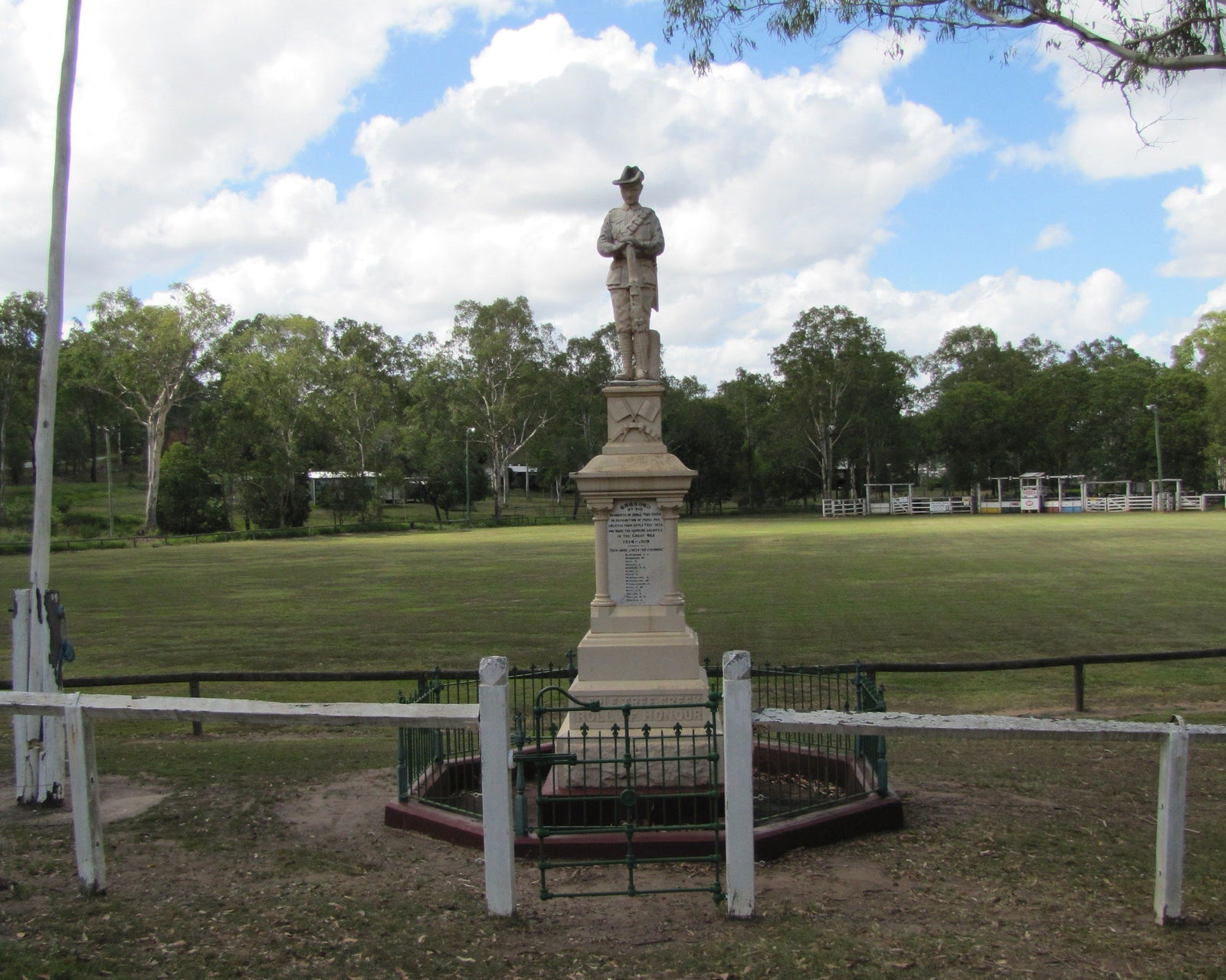 Eureka QLD Lightning Ridge Tourism