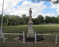 Apple Tree Creek War Memorial - Whitsundays Tourism