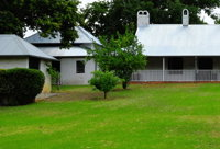 Peninsula Farm - Australia Accommodation