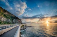 Sea Cliff Bridge - Attractions