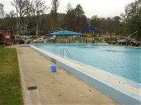 Marysville Outdoor Swimming Pool - Accommodation NSW