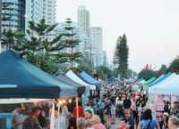 Surfers Paradise Beachfront Markets - QLD Tourism