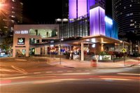 The Oasis - Gold Coast Attractions