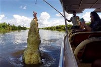 Pathfinder Jumping Crocodile Cruise Shuttle Bus - Tourism Cairns