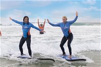 2-Hour Beginners Surf Lesson at Main Beach - Maitland Accommodation