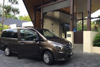 Mercedes 7 seat Limousine Cairns Airport to Port Douglas - Tourism Bookings WA