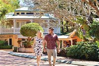 Full-Day Guided Tour to Montville Village with Lunch - Accommodation Nelson Bay