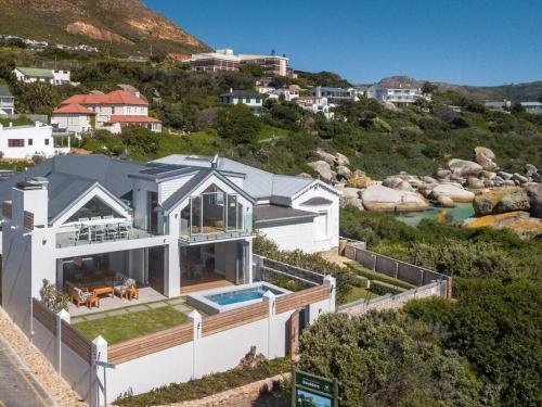 Boulders Beach Villa with pool - Tourism Africa