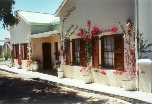 Bougain Villa Guesthouse - Tourism Africa