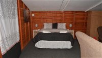 Luxury open plan wood Cabin Tourism Africa