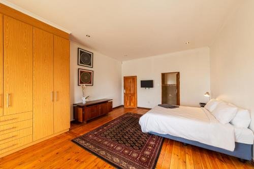 Observatory - Private Unit 2 With Private EnSuite Bathroom. FREE WiFi & Solar Power - thumb 1