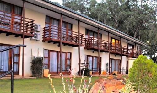 Sandford Park Country Hotel - Tourism Africa