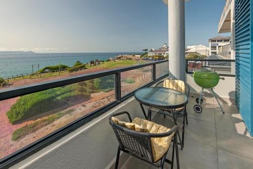 Walker Bay Luxury Seafront Apartment - thumb 0