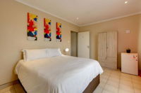 Central  Convenient Private Unit 17 with EnSuite Bathroom LESS than 1km to EASTGATE MALL Tourism Africa