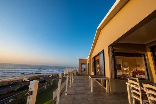 Fairlight Beach House - Tourism Africa 4
