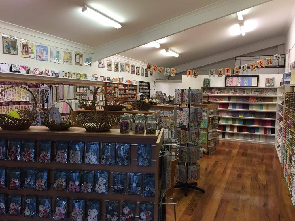 Alice In Paperland - Australian Directory
