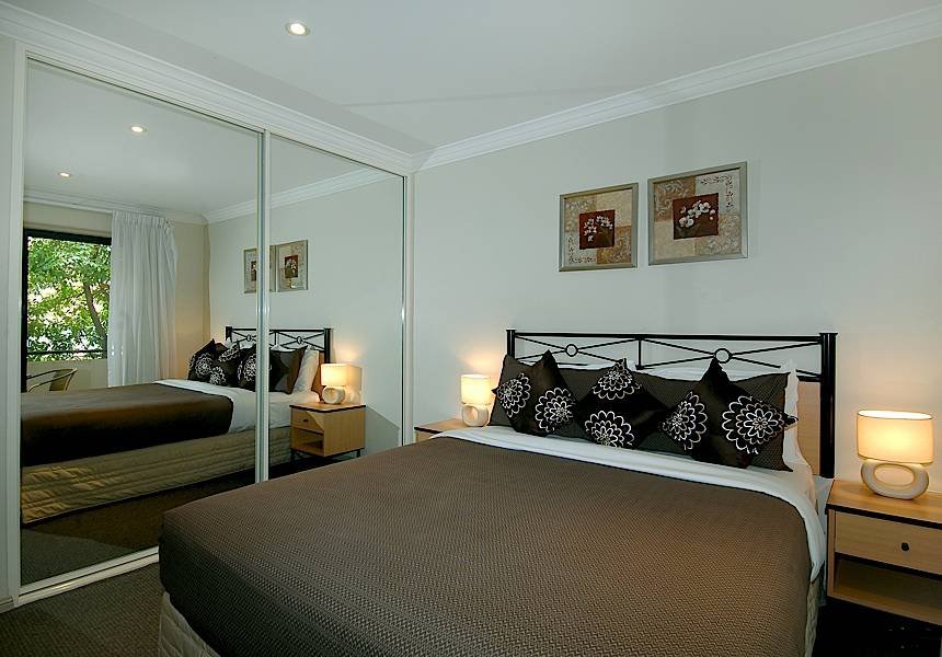 Wollongong Serviced Apartments - Click Find