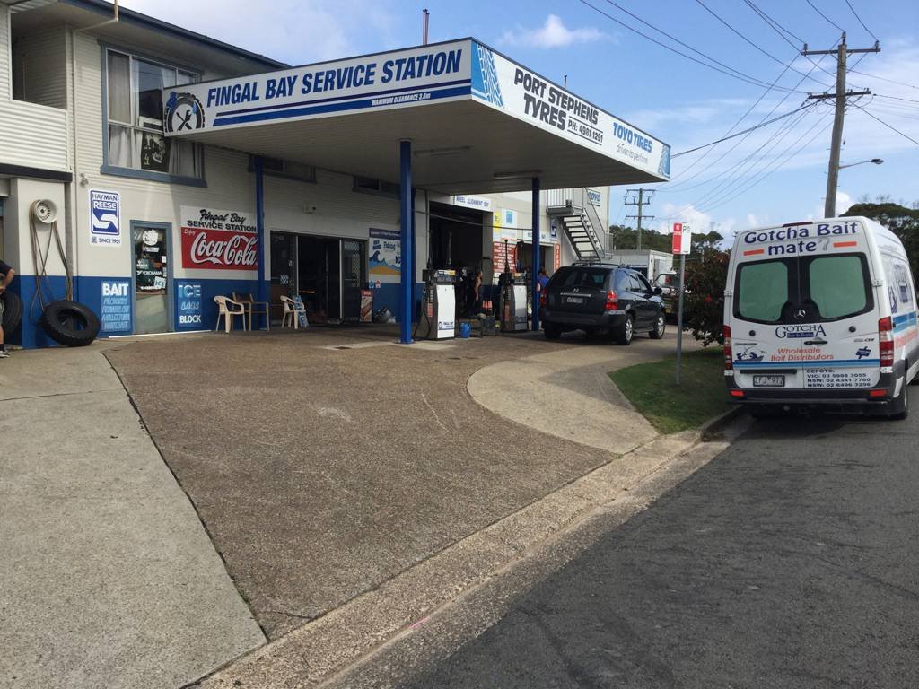 Fingal Bay Service Station & Tyre Services - thumb 1