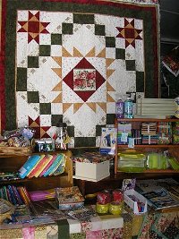 Gympie Patchwork - Click Find