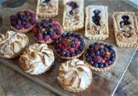 Stoneground Bakery - Click Find