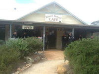 Bluff Knoll Cafe - Click Find