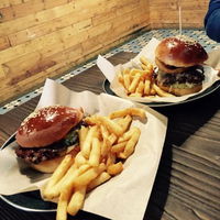 Burger Republic Hyde Park - Adwords Guide