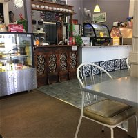 Full Moon Cafe and Thai Restaurant - DBD